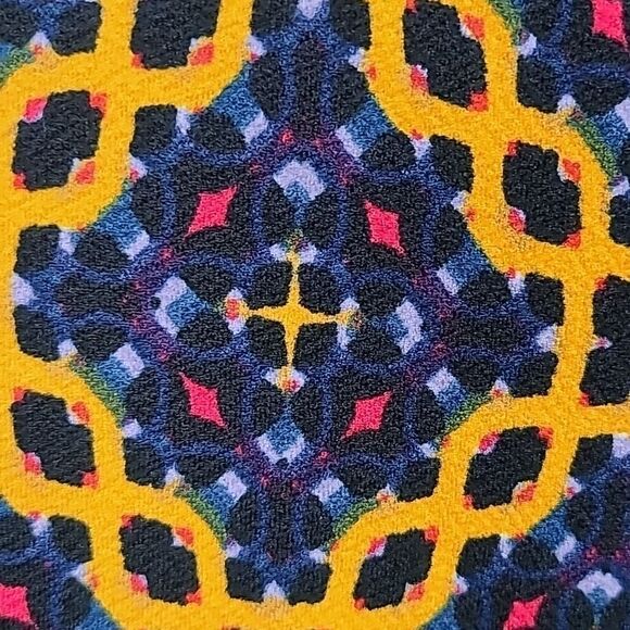 LuLaRoe Carly Jacquard Dress M 10/12 Black Tribal Tile Midi Pocket High Low NWT - Picture 7 of 10